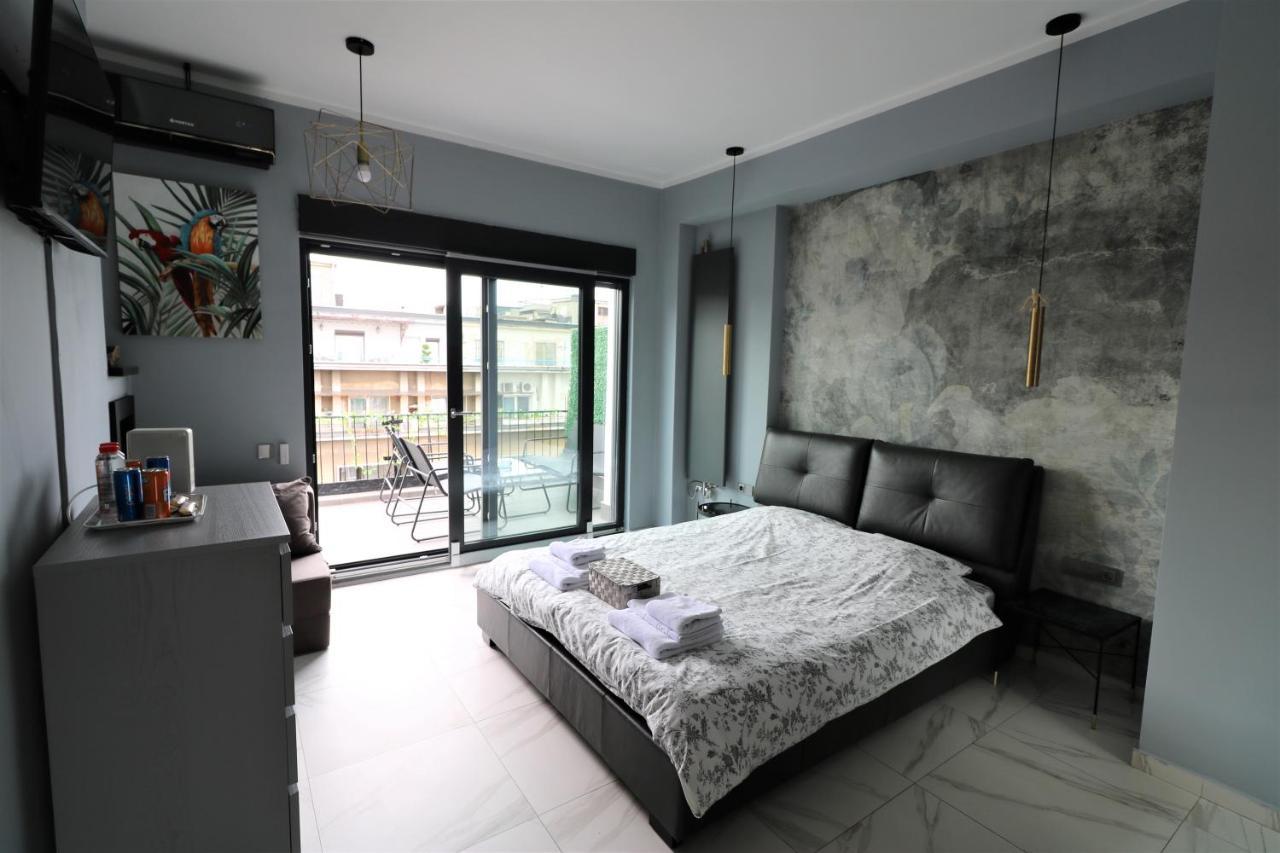 Deluxe Skyline Retreat Studio - Old Town Bucureşti Ngoại thất bức ảnh