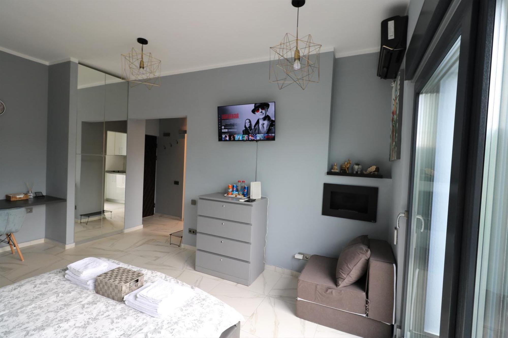 Deluxe Skyline Retreat Studio - Old Town Bucureşti Ngoại thất bức ảnh