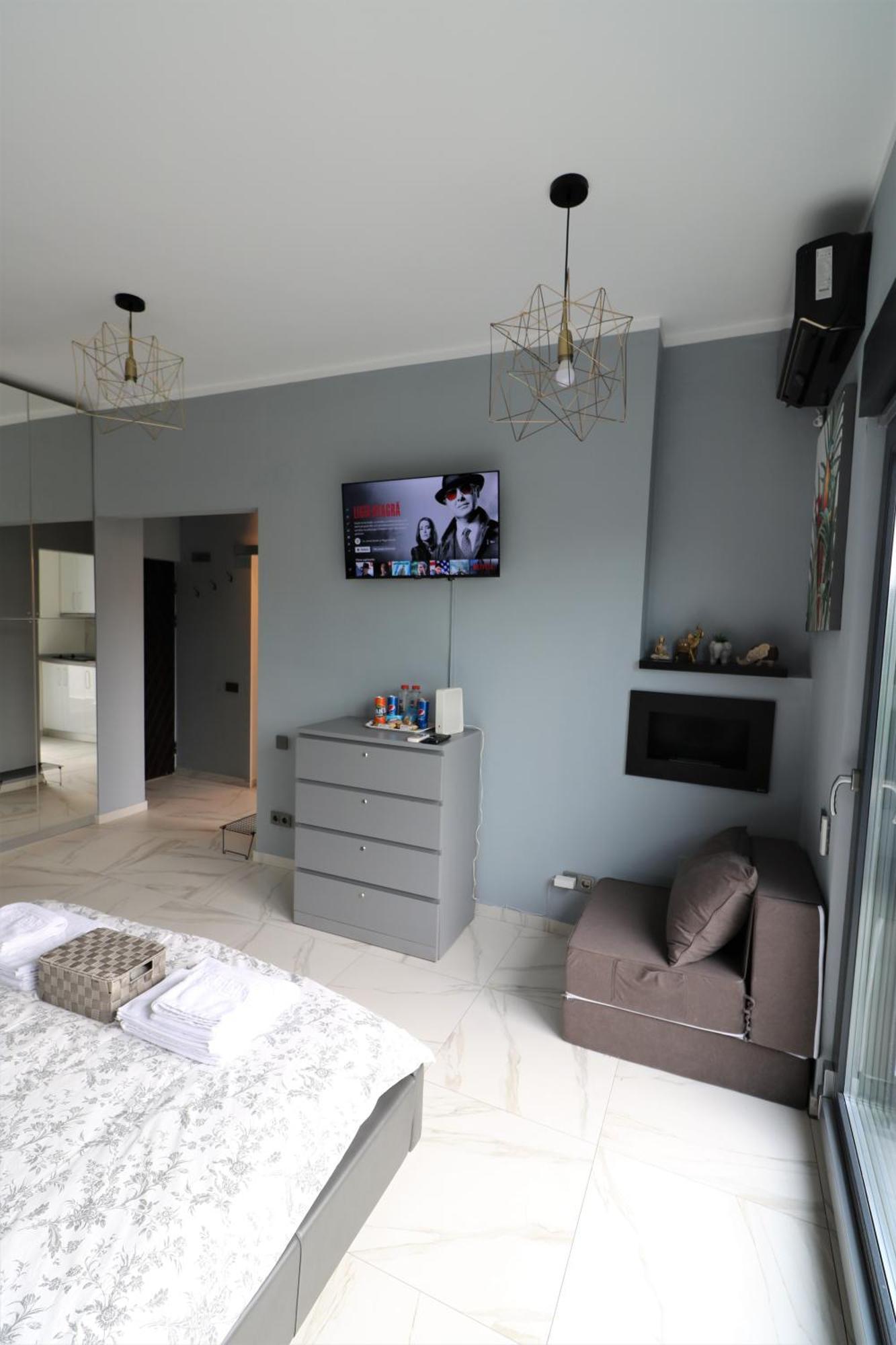 Deluxe Skyline Retreat Studio - Old Town Bucureşti Ngoại thất bức ảnh