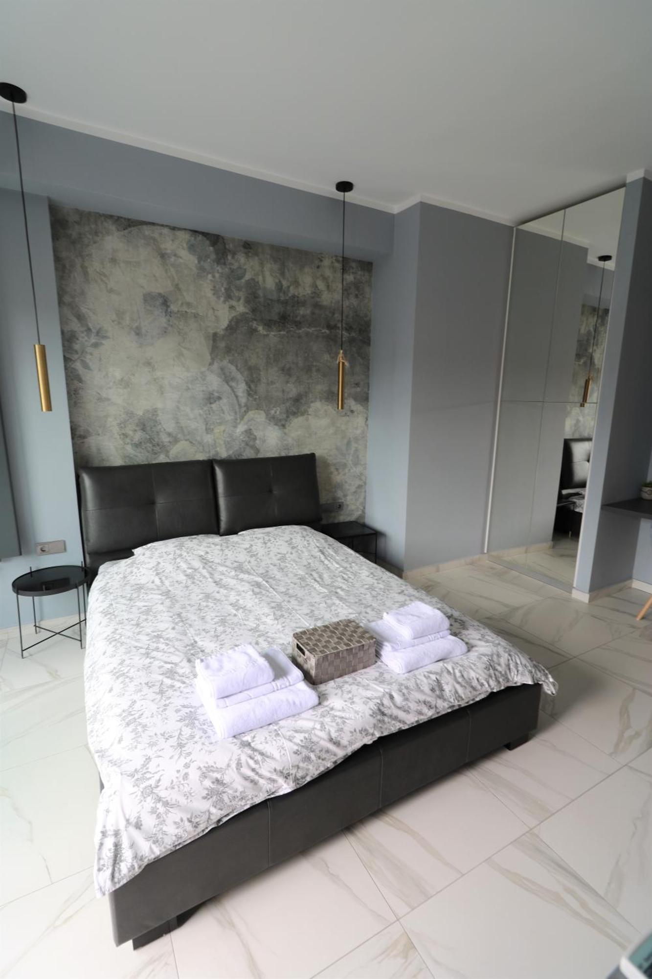 Deluxe Skyline Retreat Studio - Old Town Bucureşti Ngoại thất bức ảnh